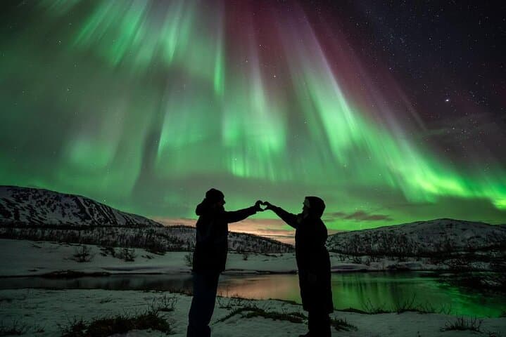 Tromsø Northern Lights Big Bus Chase — Comfortable Aurora Hunting with Free Photos photo 1