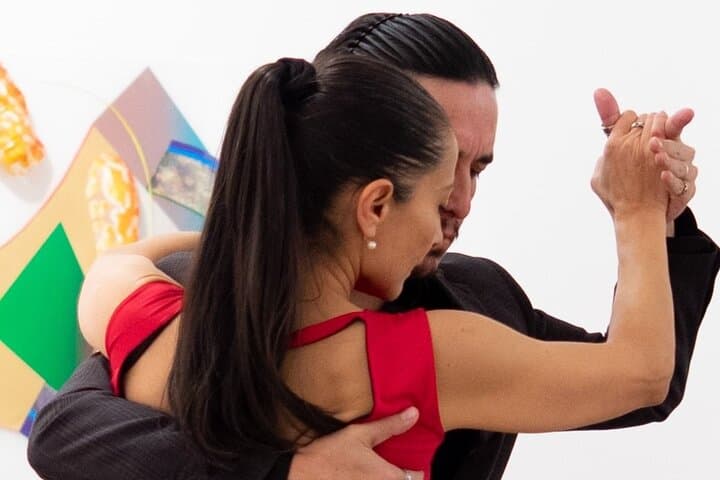 Private Tango Class in Buenos Aires — Learn Tango with an Expert Instructor photo 2