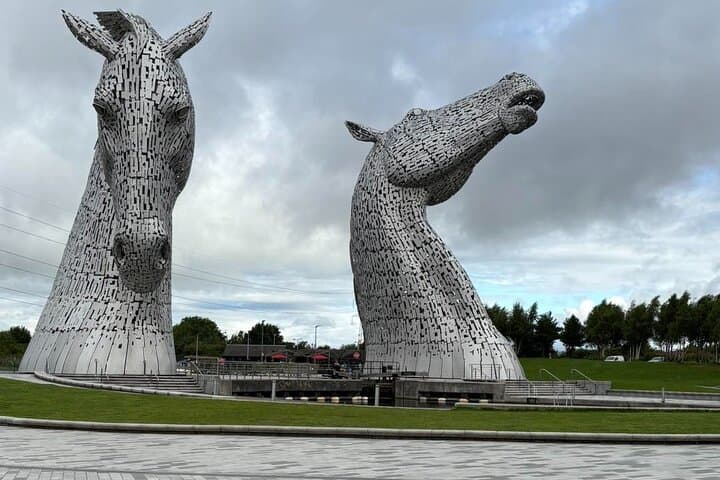 Private Scottish Day Tour from Glasgow: Kelpies, Castle Stops & Highland Cattle photo 6