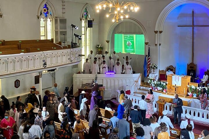 Harlem Gospel Sunday Tour: Walking, History & Live Church Service photo 1