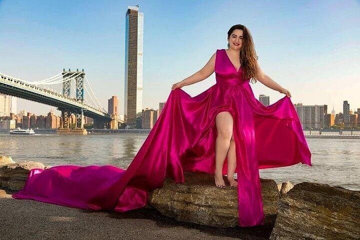 Iconic Flying Dress Photoshoot in NYC — 30-Min Glam Experience photo 4