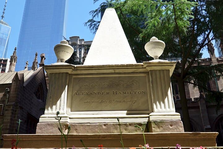 Walk Where Hamilton Made History: Lower Manhattan Hamilton Musical Guided Tour photo 6