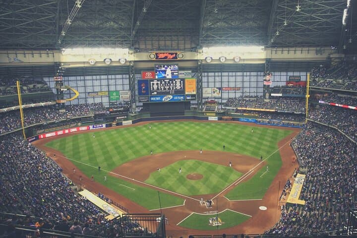 American Family Field Game Day Guide: Brewers Tickets, Tailgates & Tips