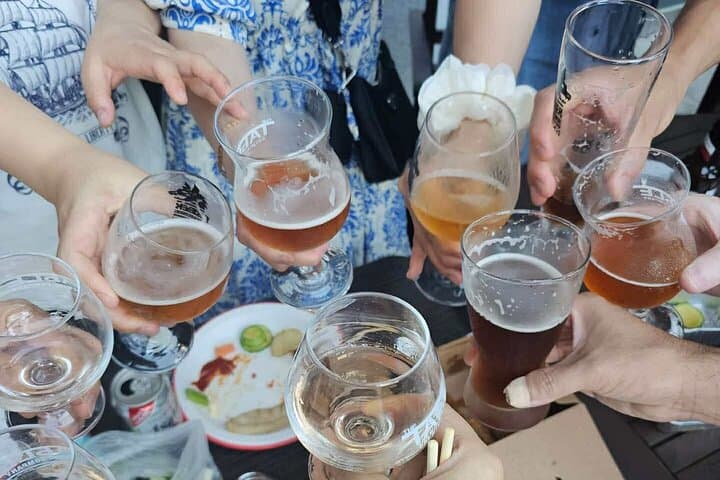 Craft Beer Tasting Class at Beer Phobe — Busan Pub Tour & Education