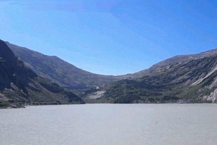Drive the Bond Routes: Furka & Grimsel Goldfinger Scenic Tour from Bern photo 4