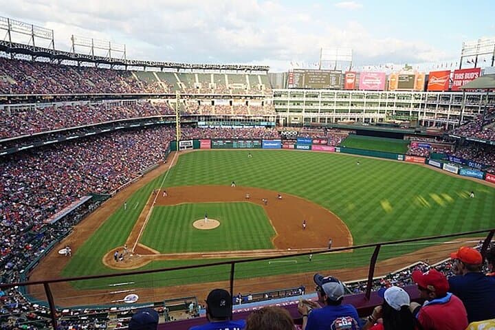 Texas Rangers at Globe Life Field: Insider Guide to Game Day in Arlington photo 2