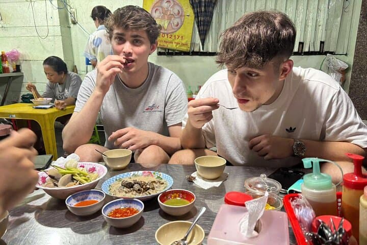 Saigon Night Street Food Tour by Scooter: Authentic Eats in 4 Hours photo 3