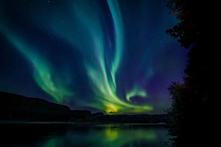 Chasing the Aurora: Small-Group Northern Lights Hunt in Alta photo 3