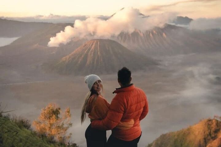 Mount Bromo Private Sunrise Tour from Surabaya — Jeep Sunrise & Crater Hike