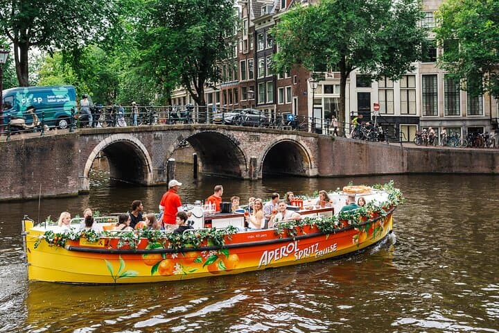 Amsterdam Aperol Spritz Cruise: Canal Tour with Italian Bites