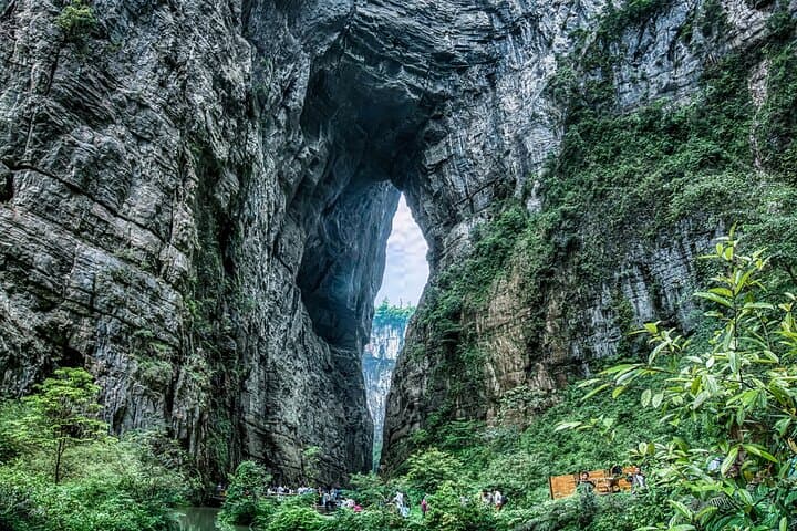 Two-Day Chongqing Adventure: Three Natural Bridges & Fairy Mountain