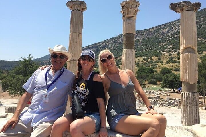 Ephesus & Hamam Day: Turkish Bath, Ancient Ruins and Carpet Workshop from Kusadasi photo 6