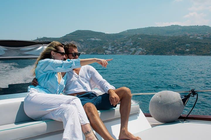 Capri Small-Group Boat Tour from Naples — Full-Day Island Cruise with Light Lunch photo 2