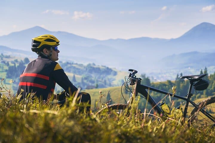 E-Bike Wine Tour: Sondrio's Terraced Vineyards to Castel Grumello photo 5