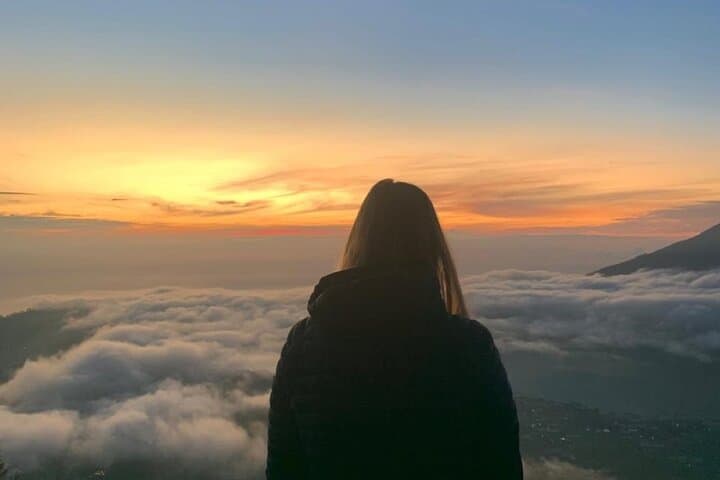 Ubud Volcano Sunrise Trek: Mount Batur Dawn Hike with Breakfast & Photo Guide photo 2