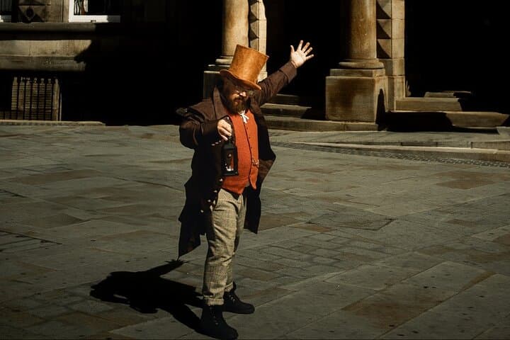 Leeds After-Dark Ghost Tour: Explore the City's Haunted History photo 2