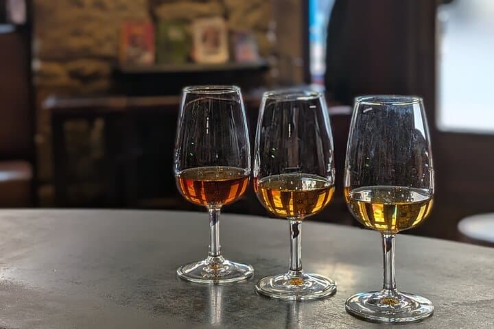 Glasgow West End Whisky Walking Tour: Taste Single Malts in Kelvingrove & Finnieston photo 1