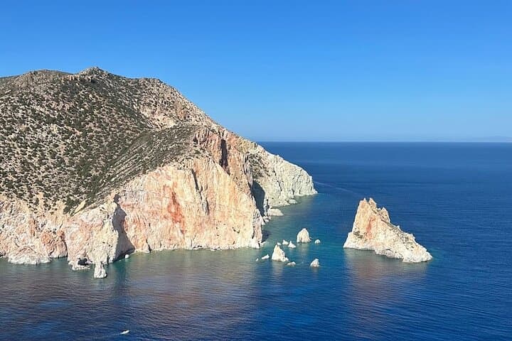 Aegean Helicopter Tour Over Milos Kimolos and Polyegos photo 5