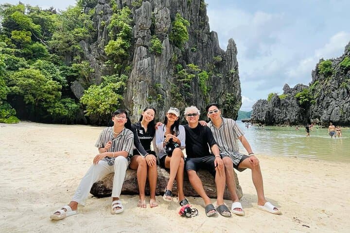El Nido Tour C: Secret & Hidden Beaches Snorkeling Tour with Lunch photo 4
