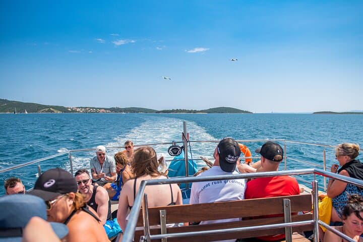Blue Lagoon & Šolta Day Cruise from Split — Swim, Snorkel, Lunch Included photo 4