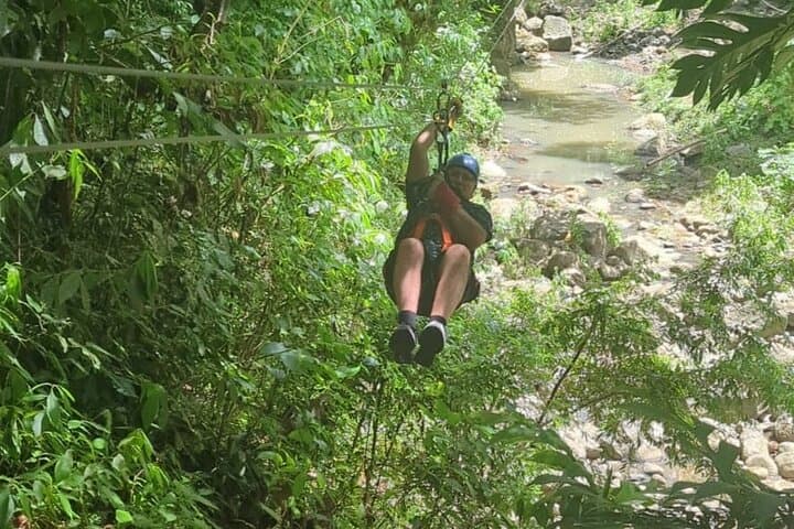St Lucia Zipline Adventure: Chauffeured Transfers to Rainforest Canopy Tours photo 4