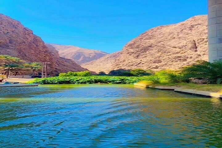 Wadi Shab Hike and Bimmah Sinkhole: Private Day Adventure from Muscat