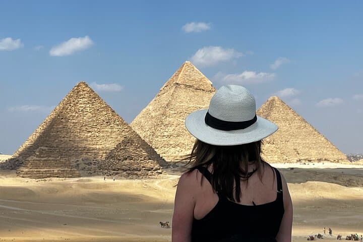 Private Giza Pyramids Tour: Inside Pyramid, Sphinx, Camel Ride & Traditional Lunch