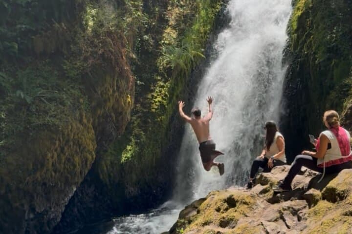 Columbia River Gorge Waterfall Tour: Portland to Multnomah Falls & 5 Iconic Cascades photo 6