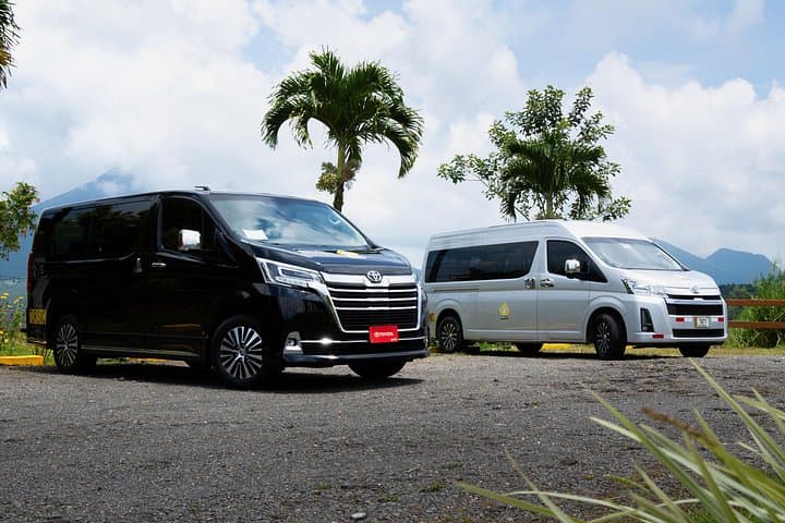 Scenic Private Transfer From La Fortuna to Monteverde — 3–4 Hour Door-to-Door Minivan