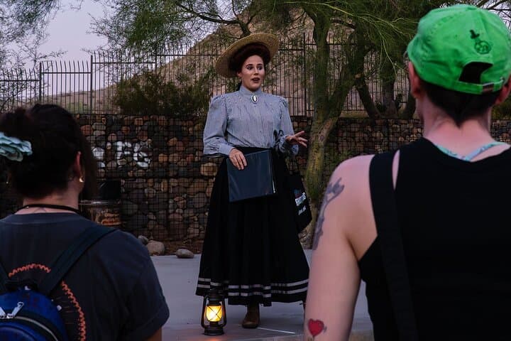 Mill Avenue Haunted Lantern Tour: Tempe After-Dark History Walk