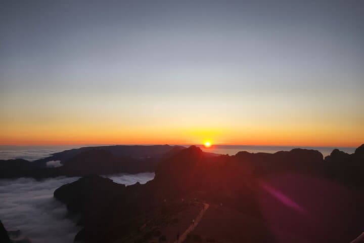 Sunset Hike to Pico do Arieiro: PR1 Stairway to Heaven at Dusk photo 3