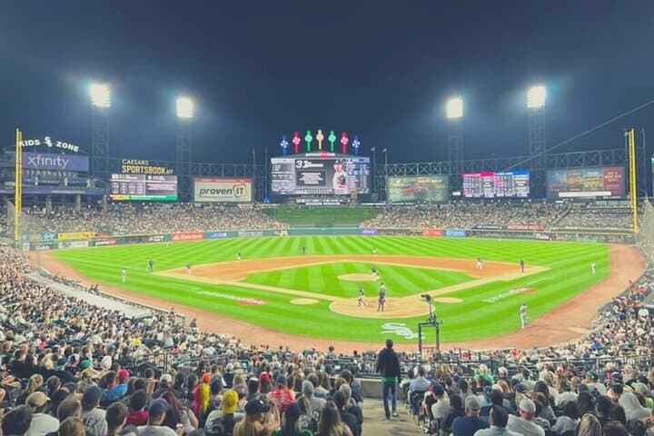 Chicago White Sox at Guaranteed Rate Field: South Side Baseball Experience photo 6