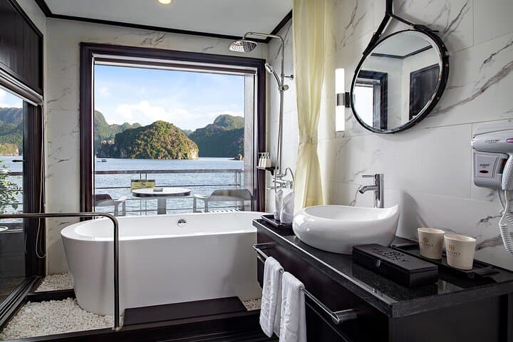 Peony Cruises 2-Day Luxury Halong & Lan Ha Bay Cruise photo 6