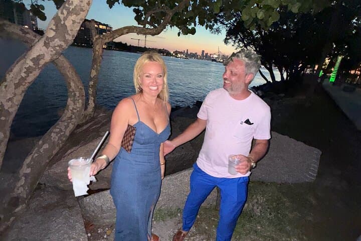 Miami Beach Private Night LUX Golf Cart Tour: South Beach, Art Deco & Espanola Way
