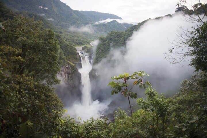 7-Day Amazon Rainforest Expedition in Tena, Ecuador — Rafting, Hikes & Kichwa Culture photo 3