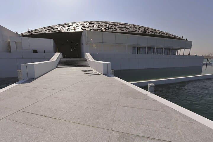 Full-Day Abu Dhabi Private Tour: Sheikh Zayed, Heritage Village & Corniche photo 5
