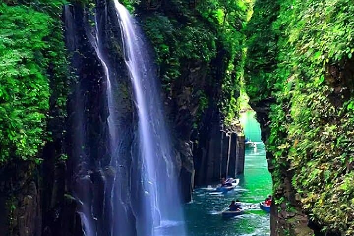 Mount Aso & Takachiho Gorge Day Tour — Volcano Crater, Kusasenri Grasslands & Boat Ride photo 6