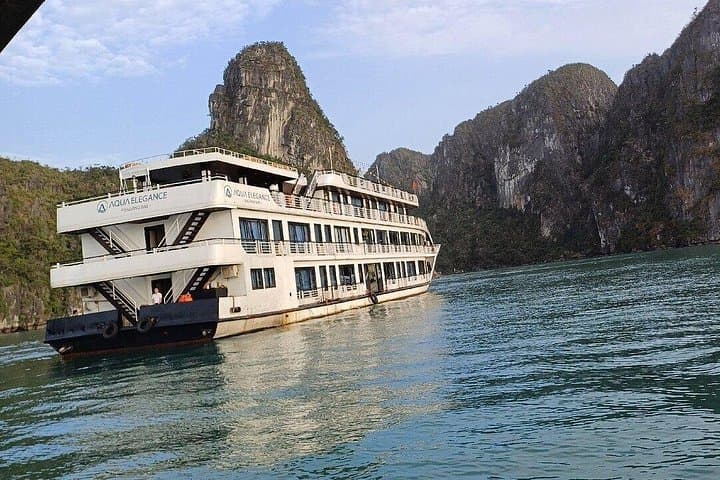 Aqua Elegance 2D1N Ha Long Bay Cruise with Balcony, Kayak & Caves photo 6