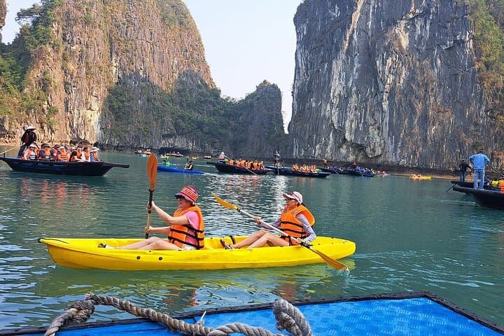 Ha Long Bay 2-Day Aqua Elegance Overnight Cruise: Sung Sot, Kayaking & Ti Top Beach photo 2