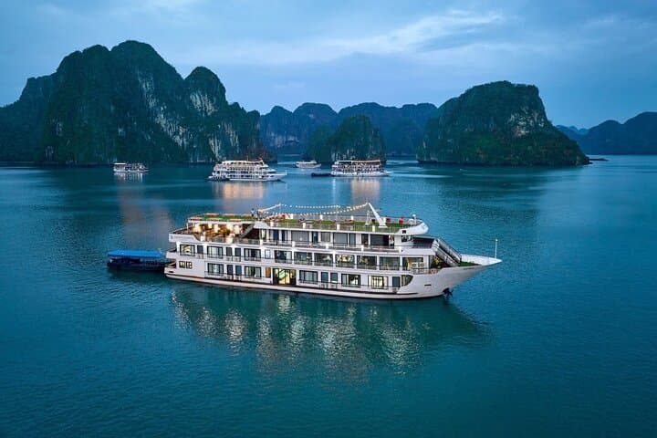 Halong Bay 2-Day Luxury Cruise: Caves, Kayaks & Overnight Sundeck Views