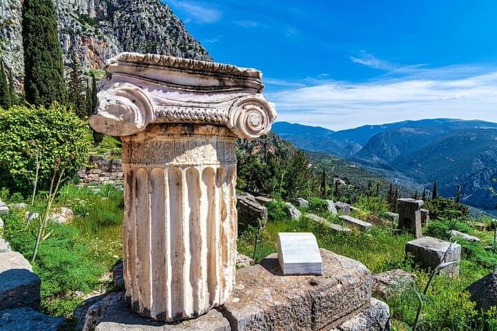 Delphi and Thermopylae Full-Day Tour: Battlefields, Oracle & Mountain Views photo 3