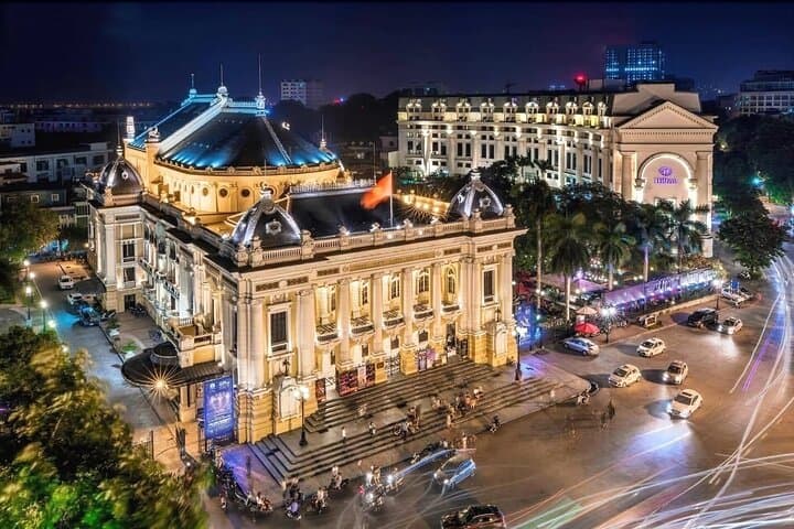 Hanoi Street Eats by Jeep: Night Food Tour & Historic Sights photo 2