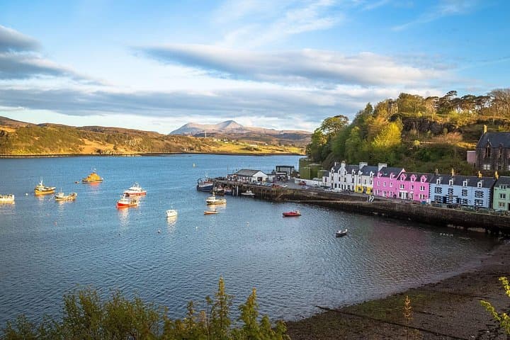 Skye Day Tour from Inverness — Fairy Pools, Cuillin Mountains & Dunvegan Castle photo 3