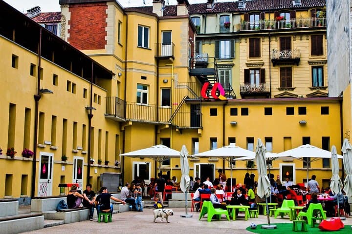 Turin Pub Crawl: Explore San Salvario’s After-Dark Bars and Squares photo 3