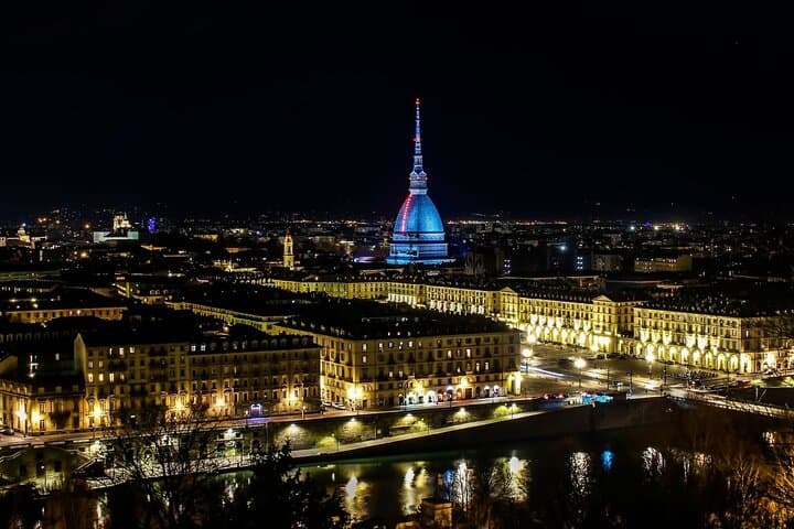 Turin Pub Crawl: Explore San Salvario’s After-Dark Bars and Squares photo 5
