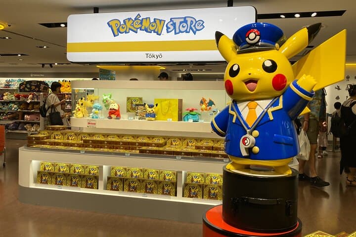 Explore Tokyo Station: Historical Walking Tour with Food, Anime & Local Secrets photo 5