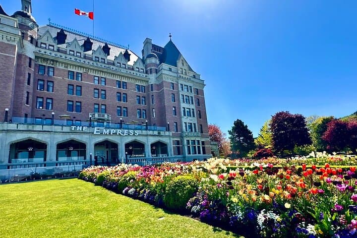Accessible Victoria Van Tour: Butchart Gardens & Inner Harbour Highlights photo 5