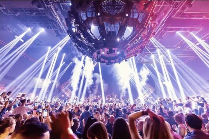 Las Vegas Party Passport: Access 3 Nightclubs & Pool Parties photo 5