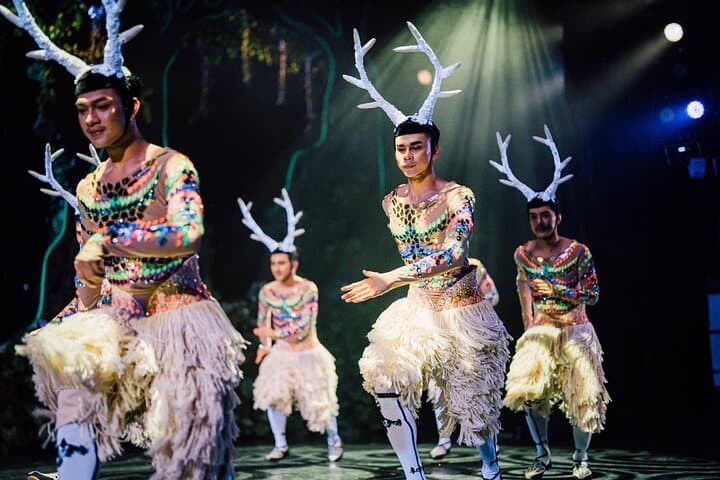Simon Cabaret Phuket: Iconic Ladyboy Cabaret Show Tickets & Visitor Guide photo 3
