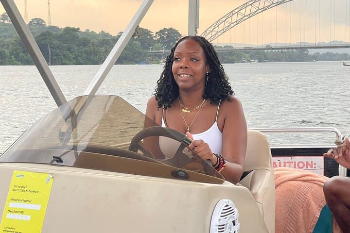 8-Day Christmas Adventure in Ghana — Accra, Volta & Cape Coast photo 4